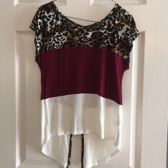 Tops - Leopard print multi color blouse